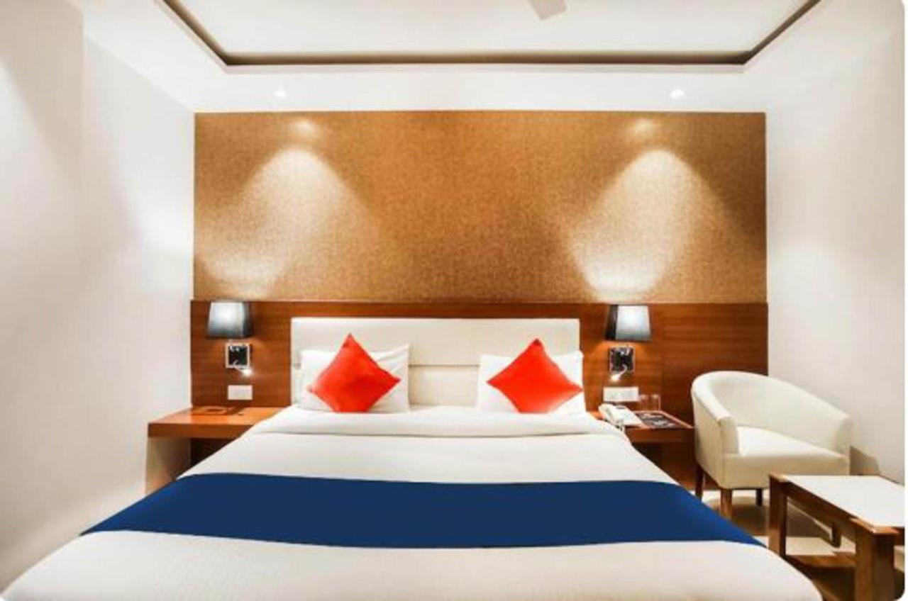 Hotel Royal Sky Luxury Near Delhi Airport New Delhi Exteriör bild